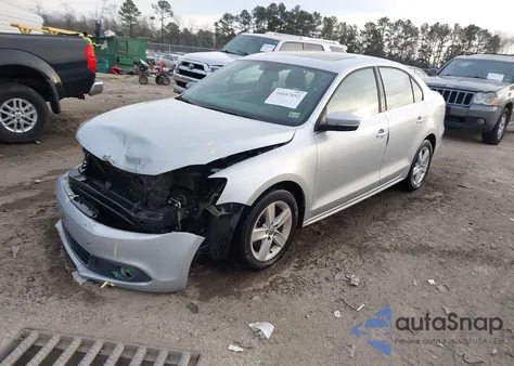 2012 Volkswagen Jetta 2.0L Tdi from USA, damaged, VIN 3VWLL7AJ2CM060753